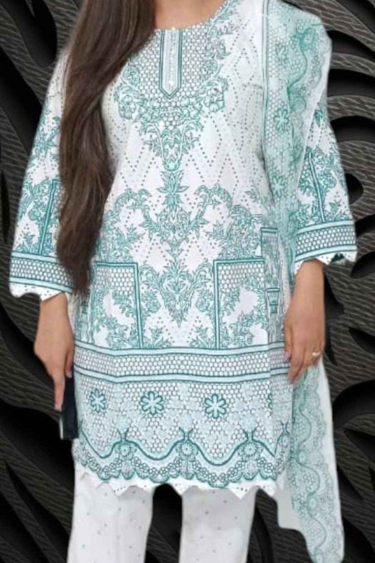 Best Embroidery Pakistani Dress